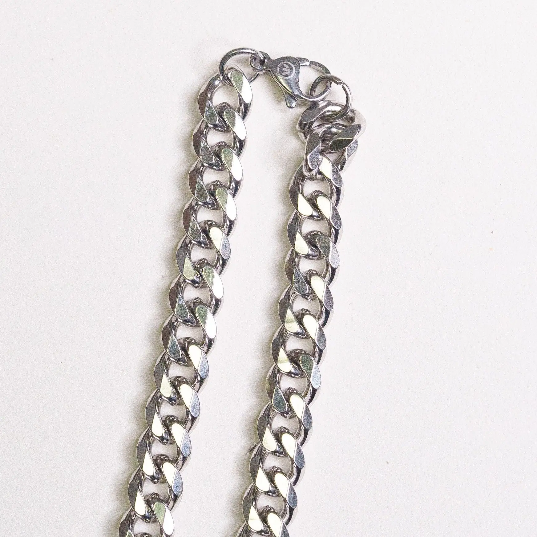 EKKO Chain Necklace - Image 3