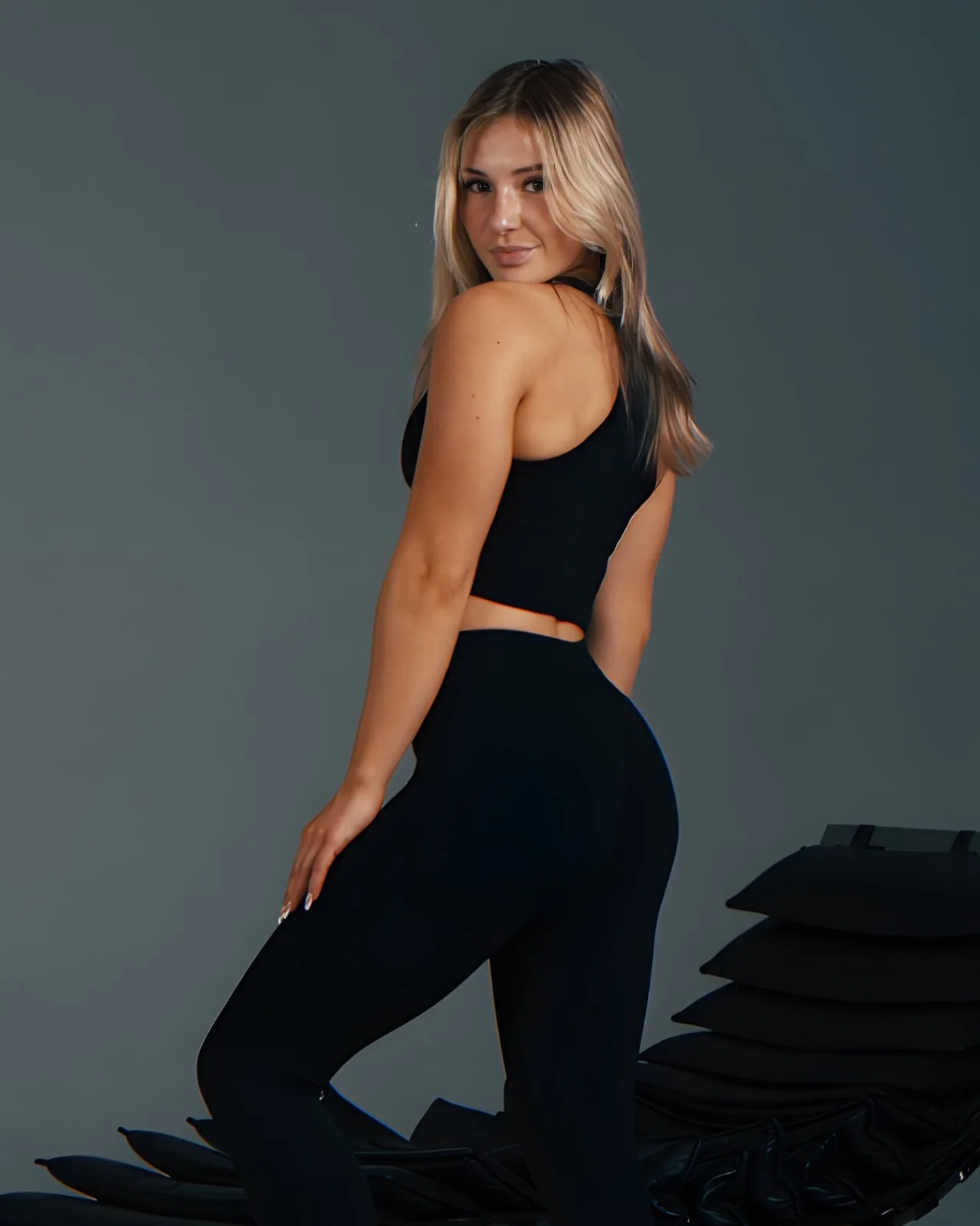 Ekko Womens Cropped Beater - Image 3