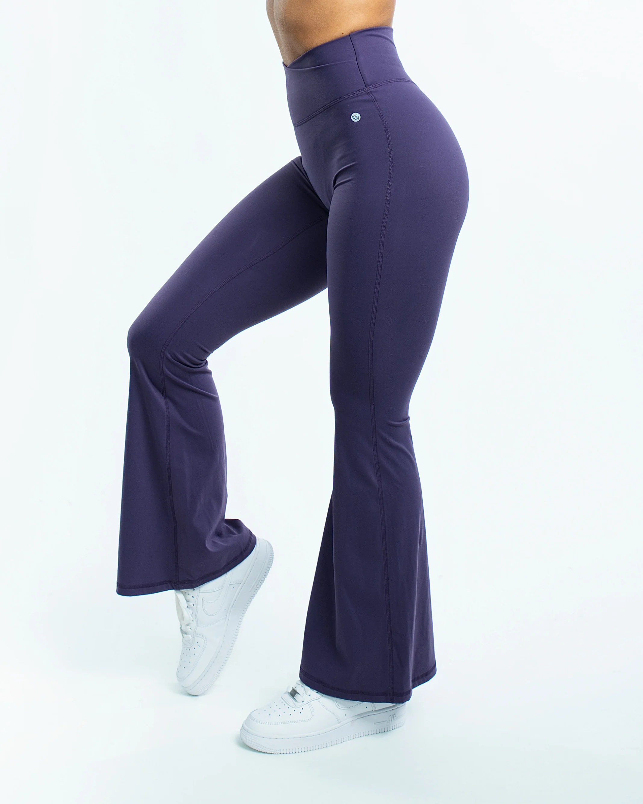 Ekko Womens Seamless High Waisted Crossover Flare Leggings - Image 3